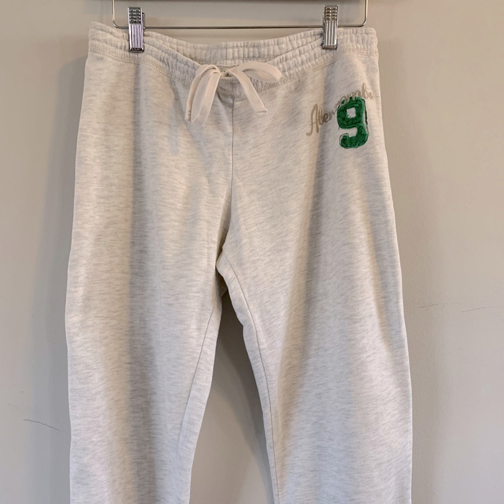 Small gray cropped sweatpants from Abercrombie & Fitch circa early 2000’s.